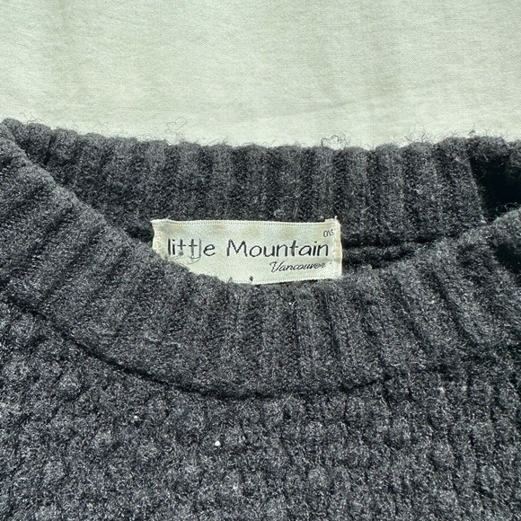 Little Mountain Knit Sweater - Picture 2 of 2